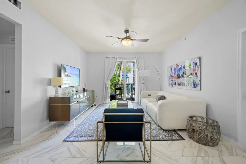250 NE 3RD Avenue 1208, Delray Beach, FL 33444