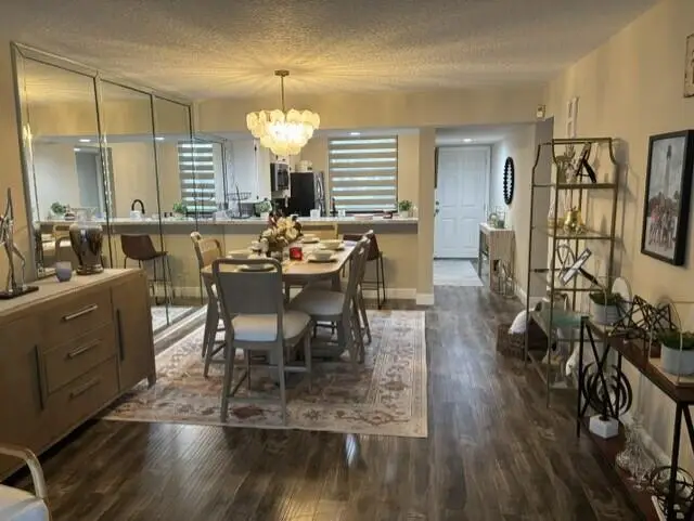 1707 WHITEHALL Drive 105, Davie, FL 33324