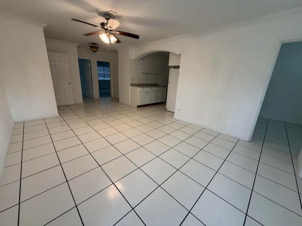 421 NE 11TH Street 5, Fort Lauderdale, FL 33304