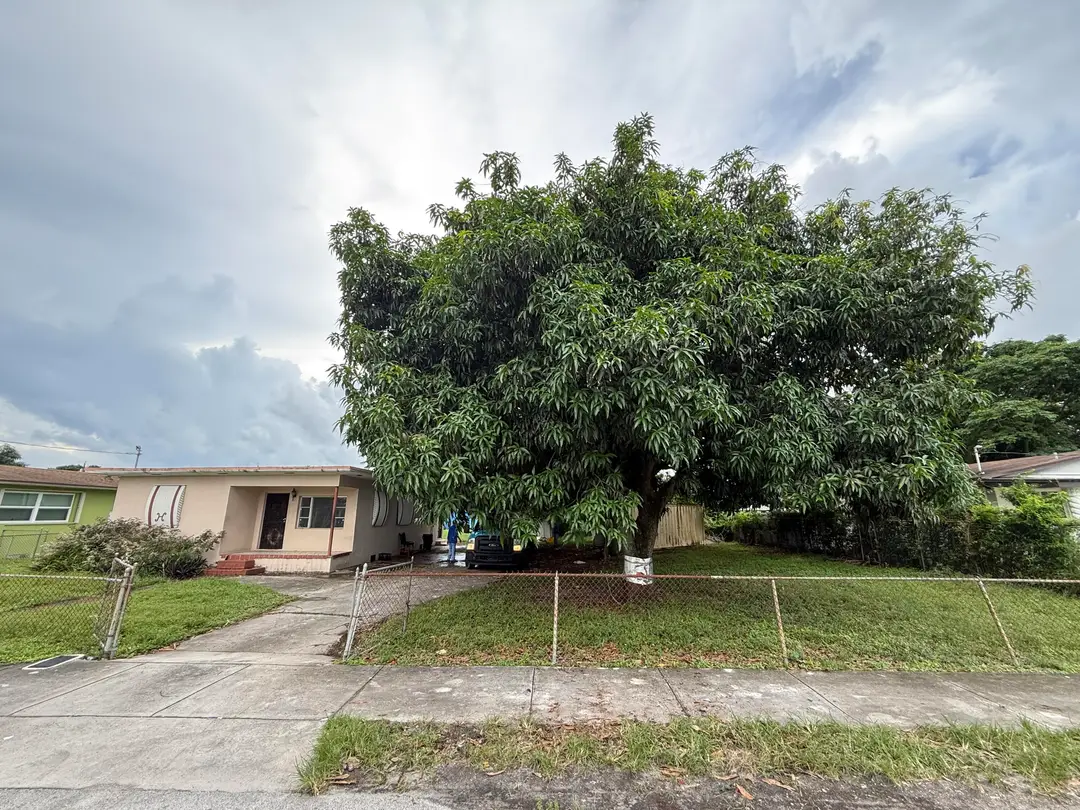 1628 NW 154TH Street, Miami Gardens, FL 33054