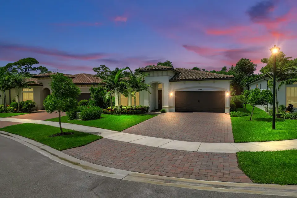 8199 Liberty Way, Parkland, FL 33067