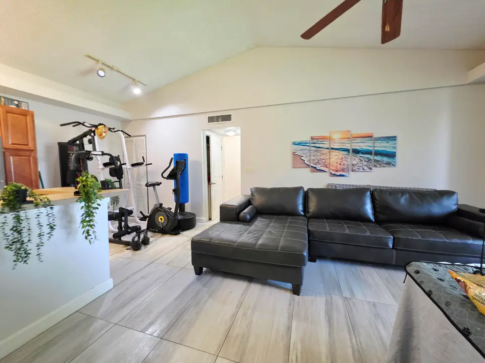 851 LYONS Road 22206, Coconut Creek, FL 33063