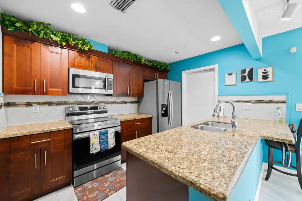 7838 KIMBERLY Boulevard, North Lauderdale, FL 33068