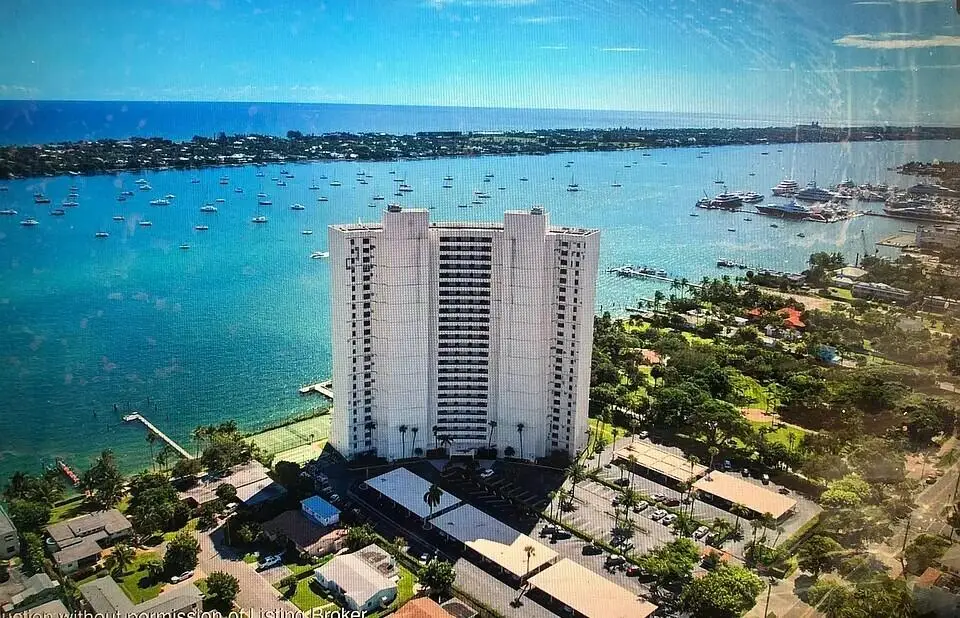 5200 N FLAGLER Drive 2102, West Palm Beach, FL 33407