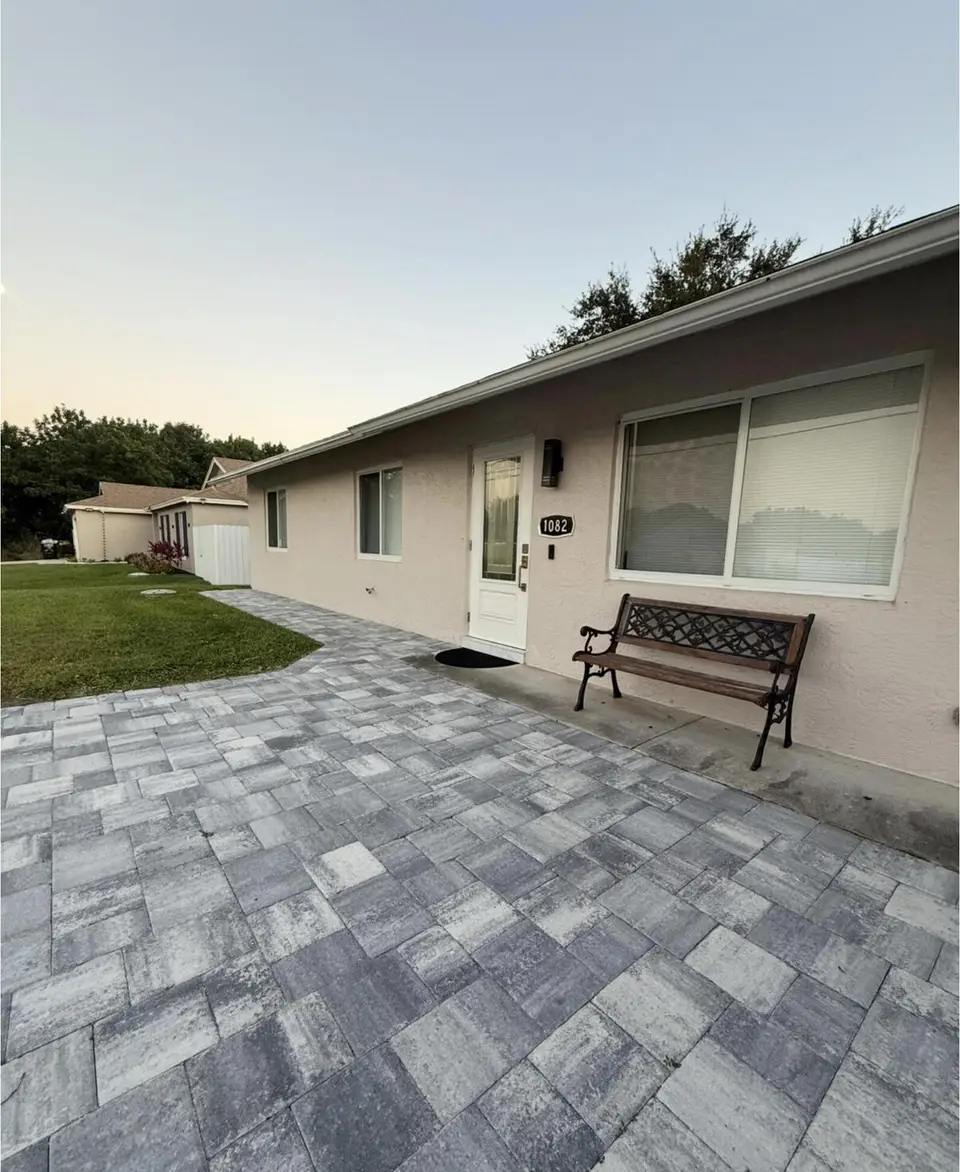 1082 SW BELLEVUE Avenue, Port St. Lucie, FL 34953