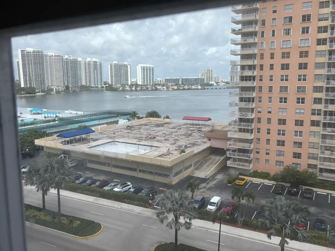 250 174TH Street 910, Sunny Isles Beach, FL 33160