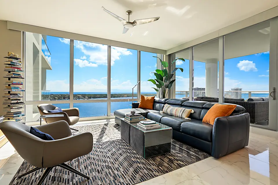 2 Water Club Way 1604, North Palm Beach, FL 33408