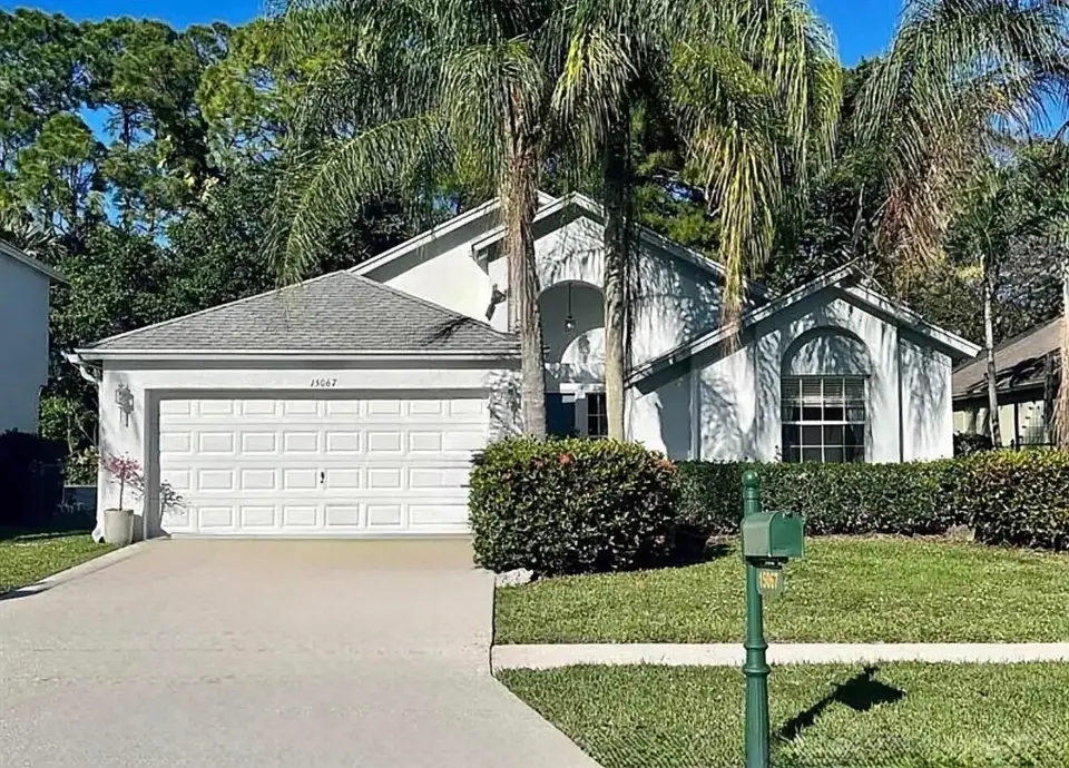 15067 Oak Chase Court, Wellington, FL 33414