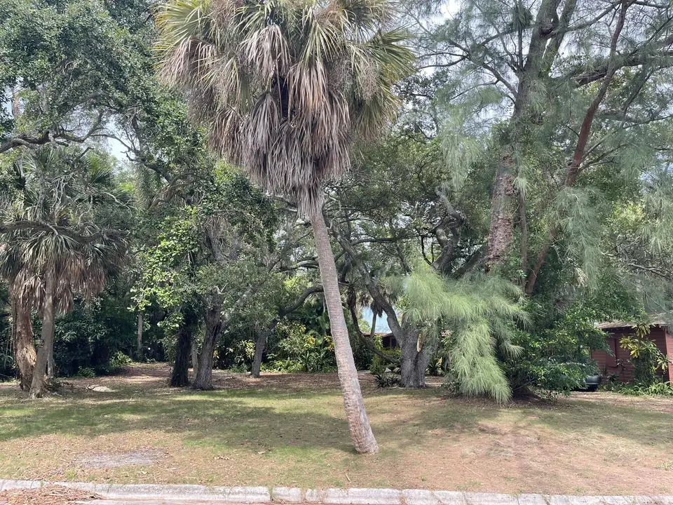 806 S LAKESIDE Drive, Lake Worth Beach, FL 33460