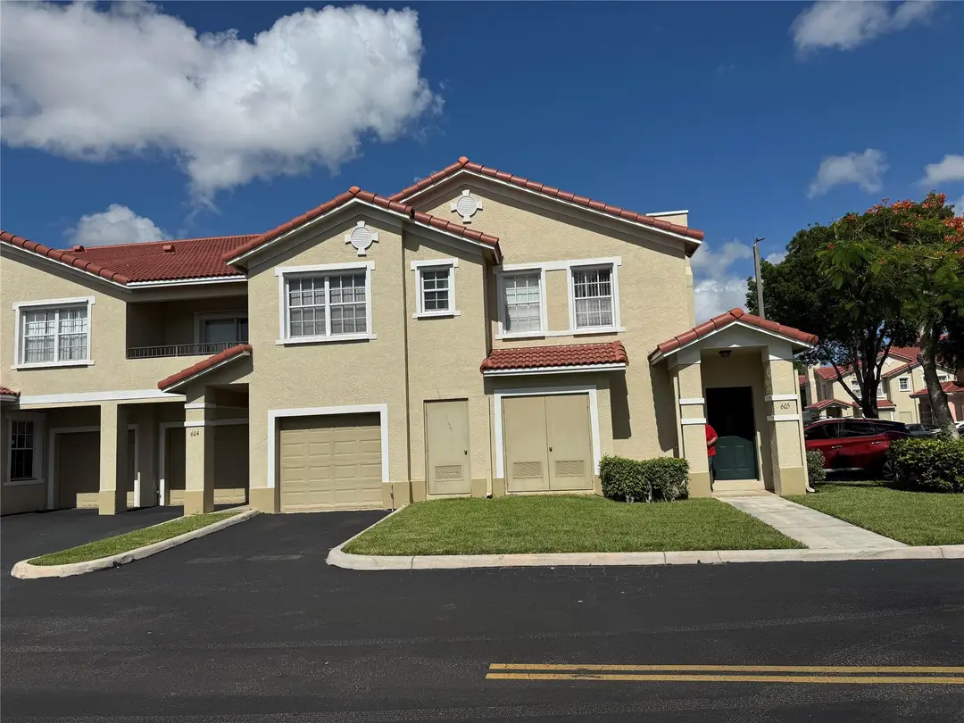 605 BELMONT Lane 605, North Lauderdale, FL 33068