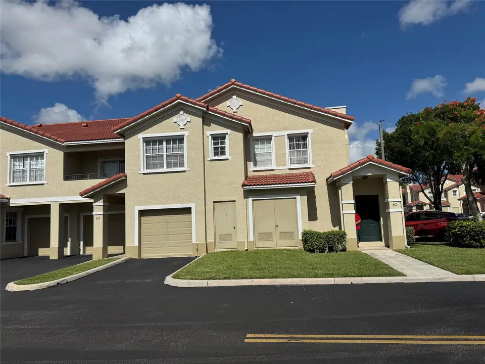 605 BELMONT Lane 605, North Lauderdale, FL 33068