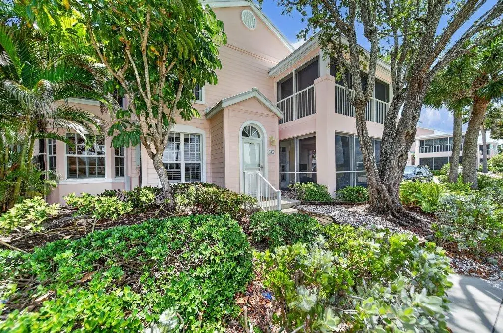 391 NE Plantation Road 215, Hutchinson Island, FL 34996