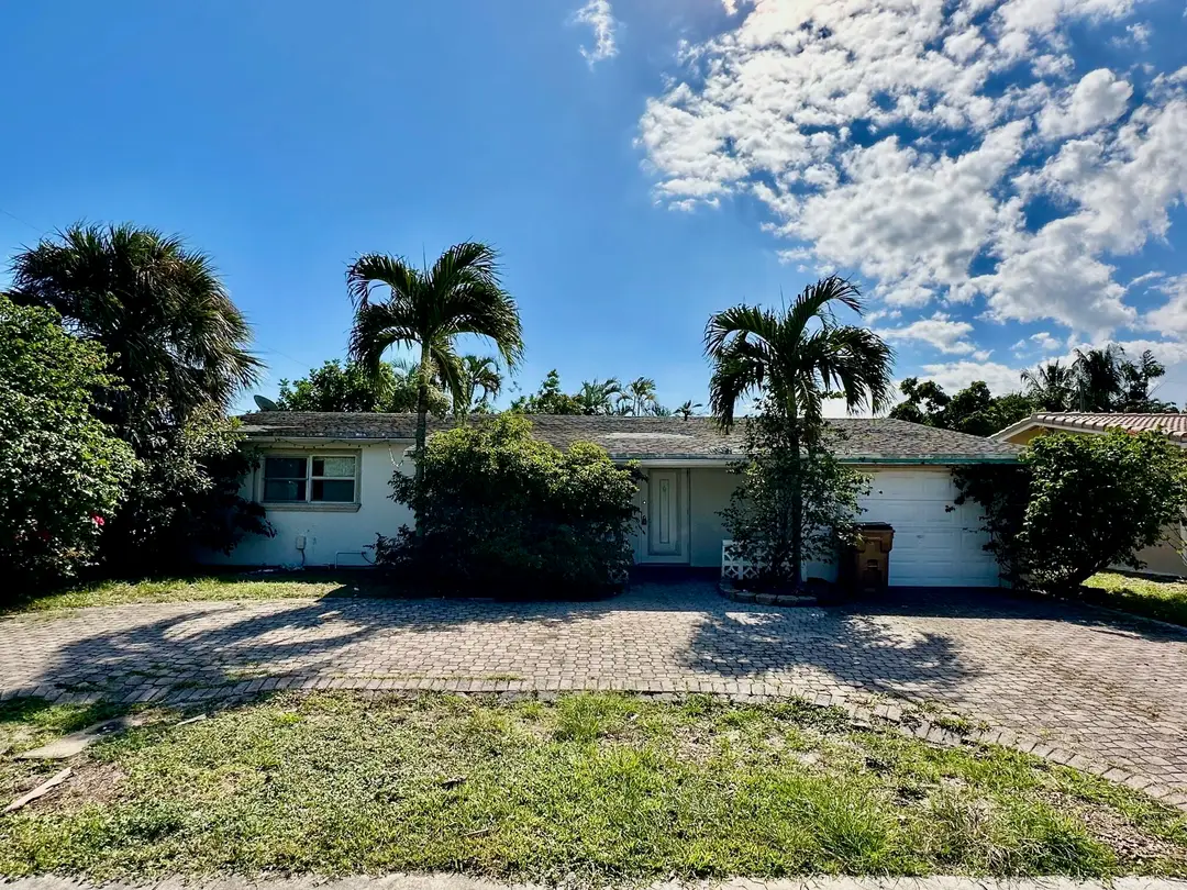 308 SE 12th Street, Deerfield Beach, FL 33441