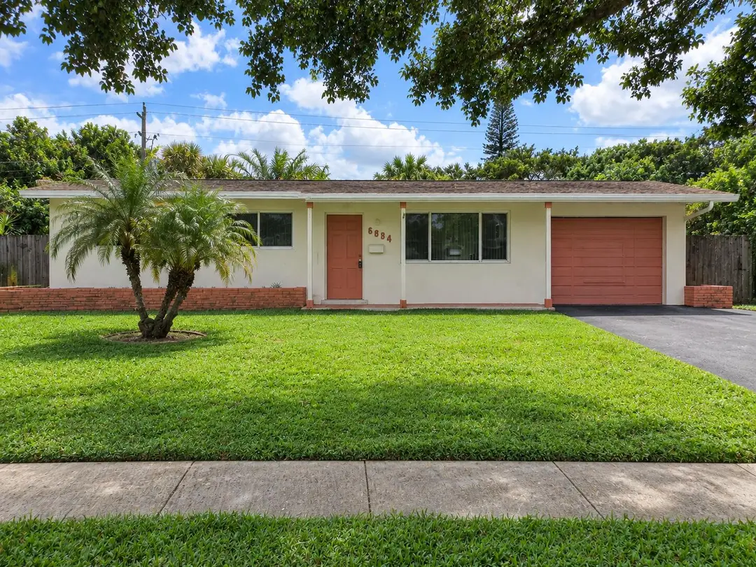 6884 NW 12TH Street, Plantation, FL 33313