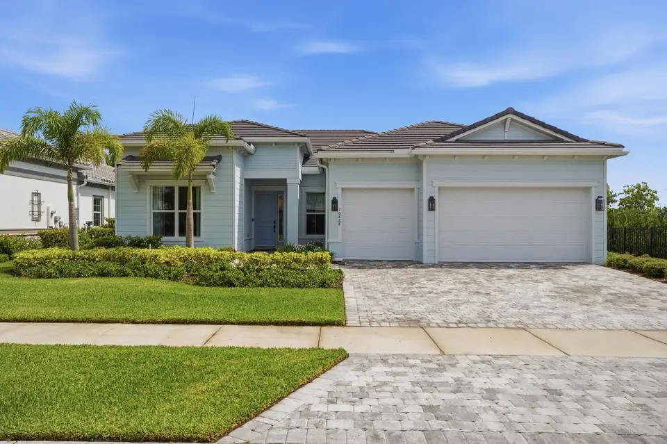10888 STELLAR Circle, Palm Beach Gardens, FL 33412
