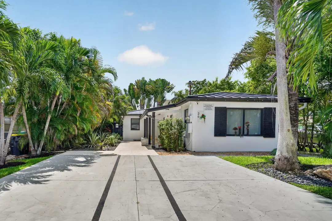 26 NE 3rd Street Apt. 2, Dania Beach, FL 33004