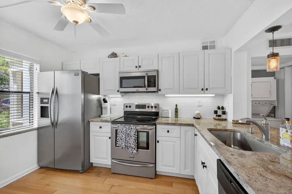 12790 Briarlake Drive 103, Palm Beach Gardens, FL 33418