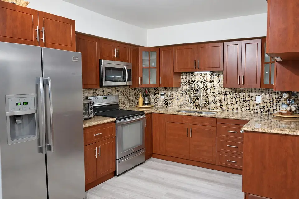 16500 Golf Club Road 301, Weston, FL 33326