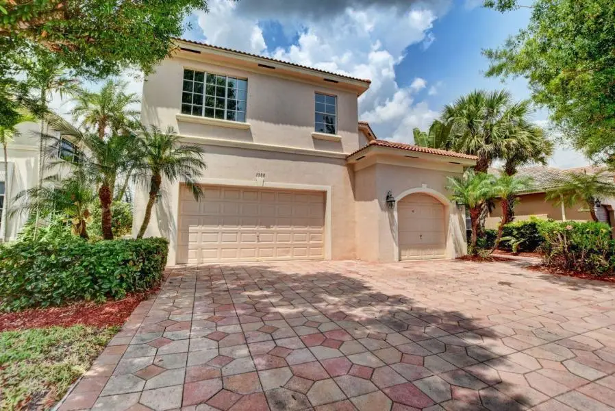 1388 Beacon Circle, Wellington, FL 33414