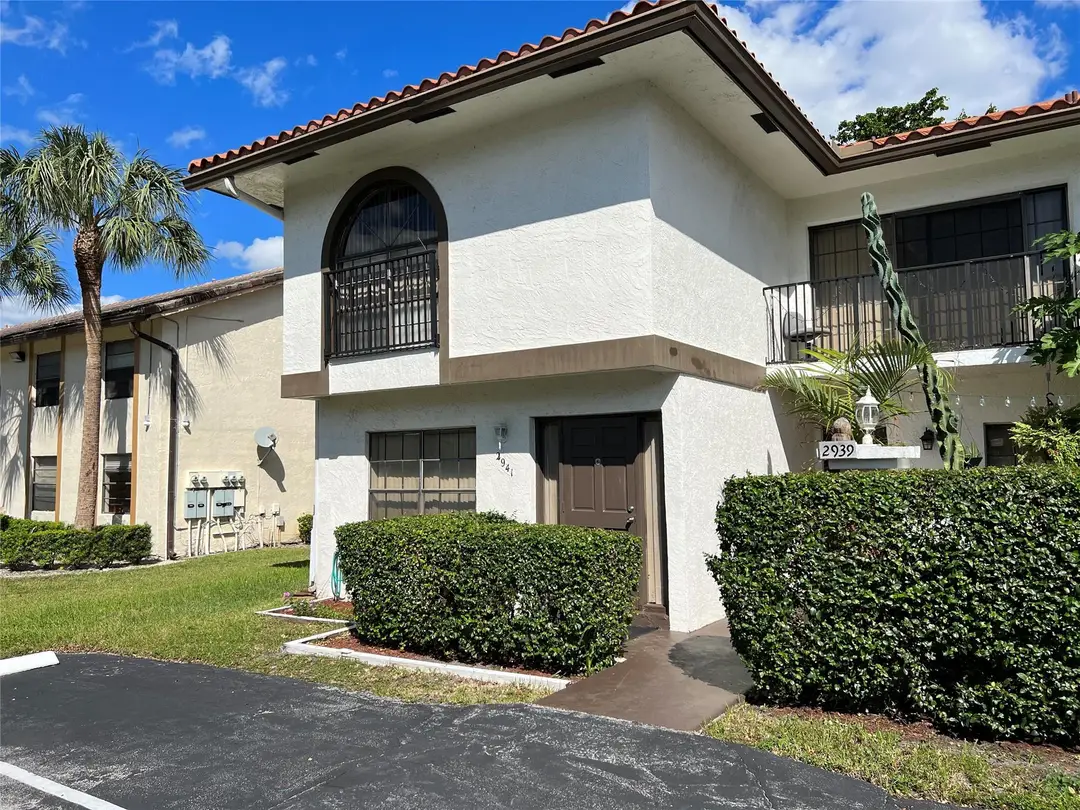 2941 NW 92nd Avenue, Coral Springs, FL 33065