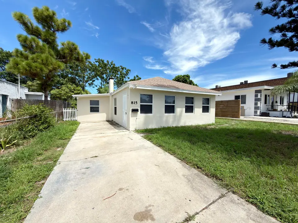 815 BAYBERRY Drive, Lake Park, FL 33403