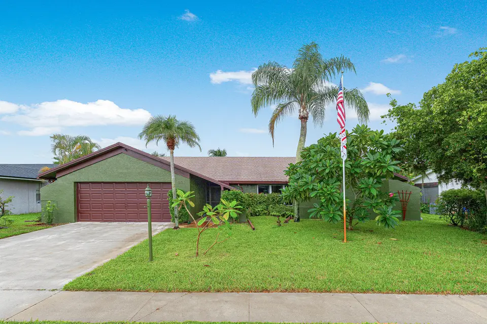 5104 Candlewood Court, Lake Worth, FL 33467