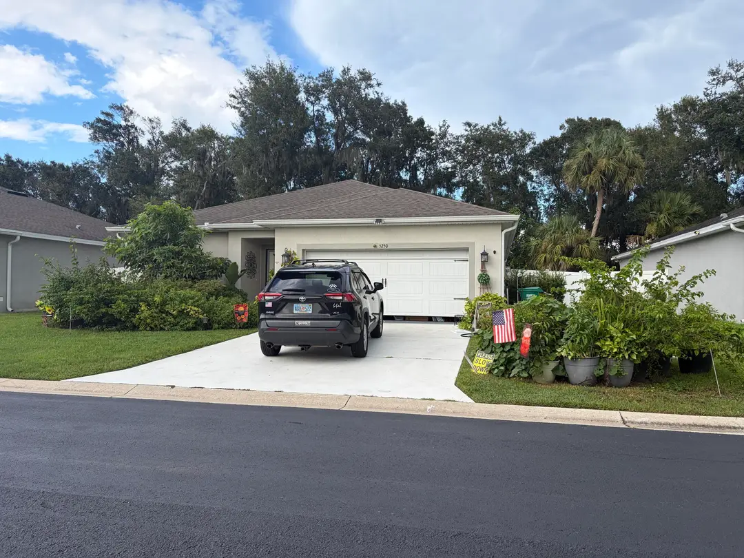 5250 Oakland Lake Circle, Fort Pierce, FL 34951