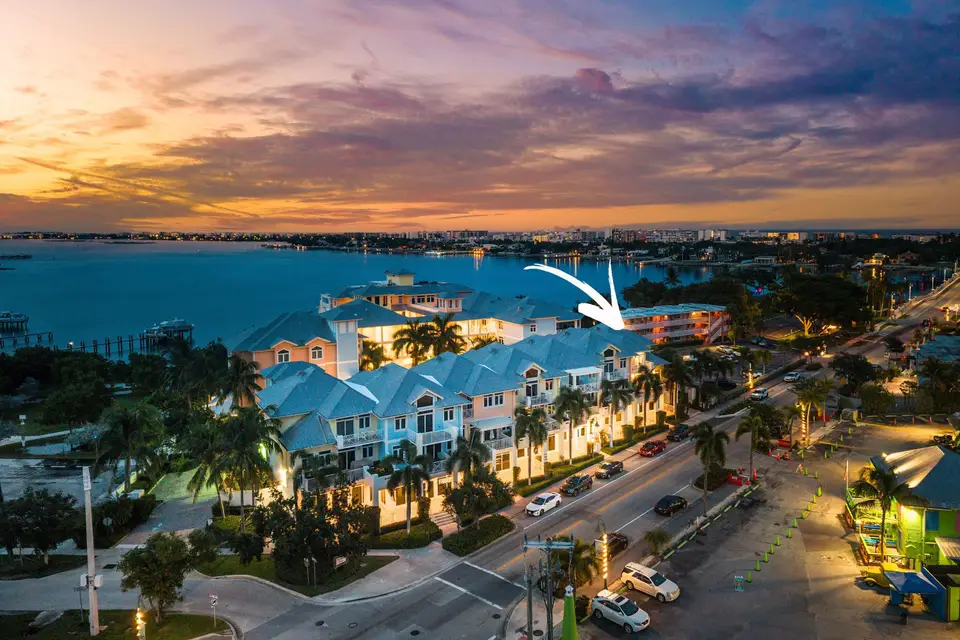 305 E Ocean Avenue Th-7, Lantana, FL 33462