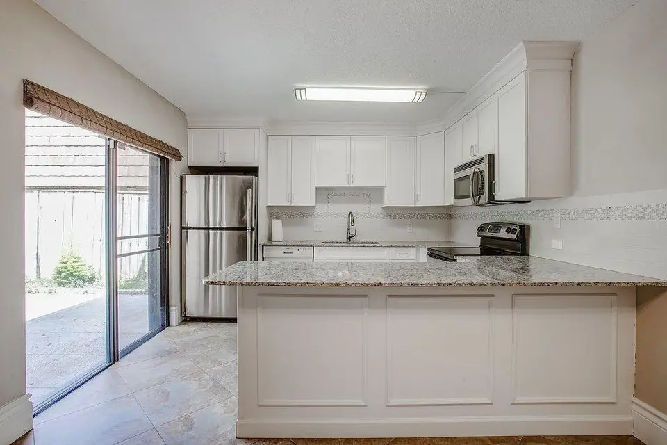 204 2ND Court, Palm Beach Gardens, FL 33410
