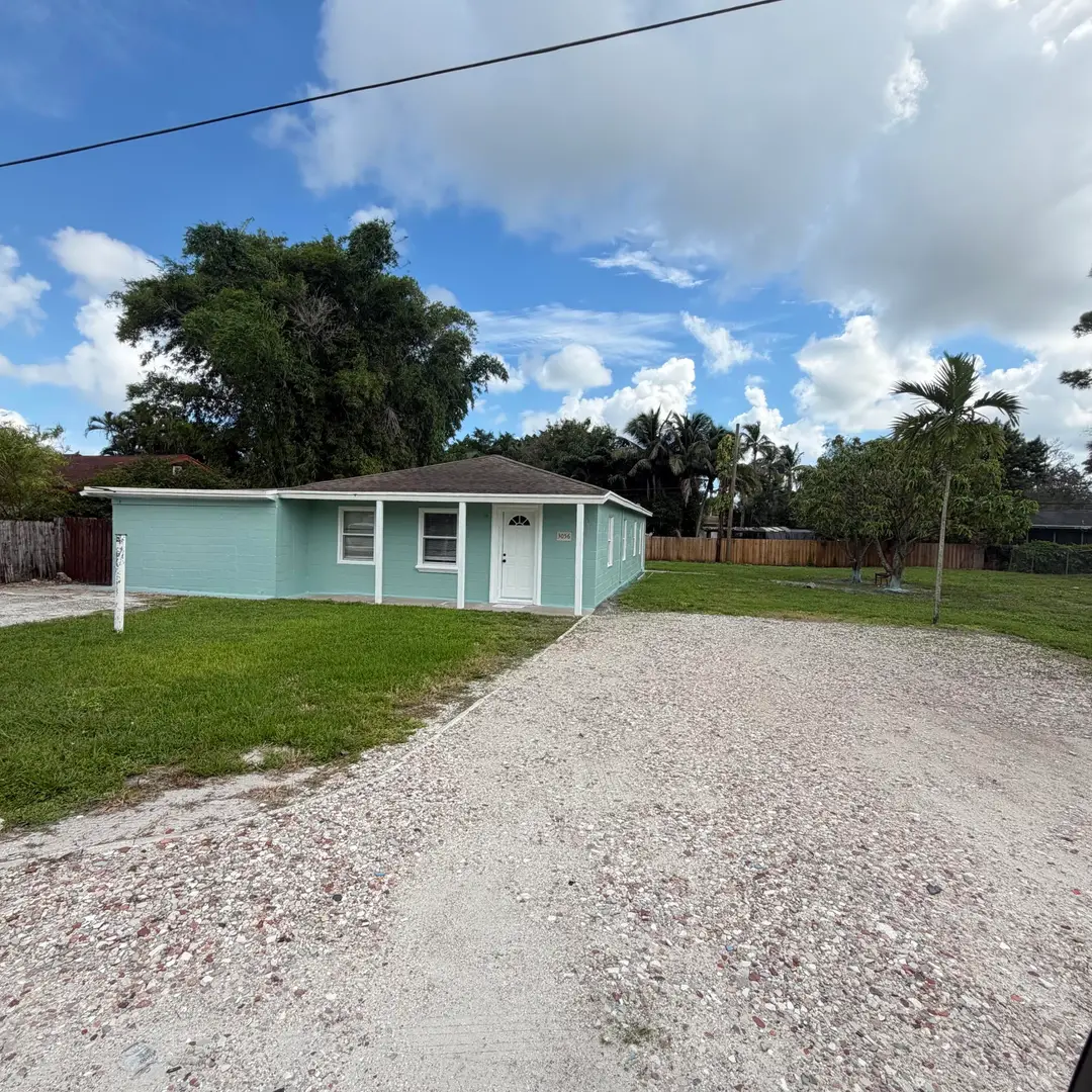 3056 FORD Road, Palm Springs, FL 33461