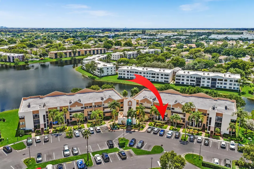 7216 Fairfax Drive 109, Tamarac, FL 33321