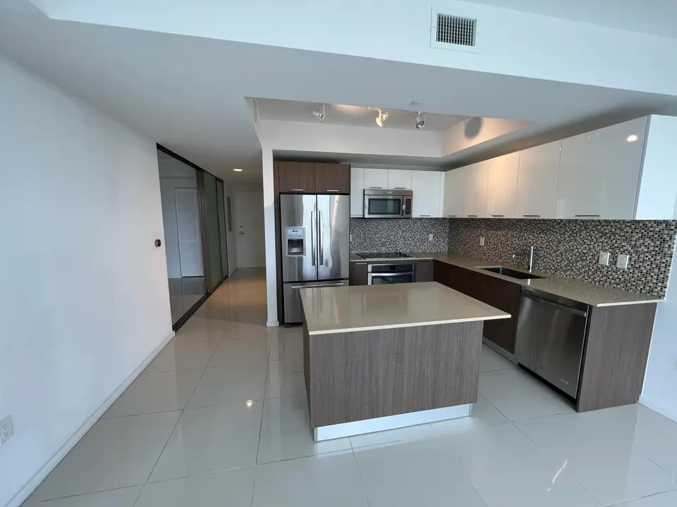 5300 PASEO Boulevard 708, Doral, FL 33166