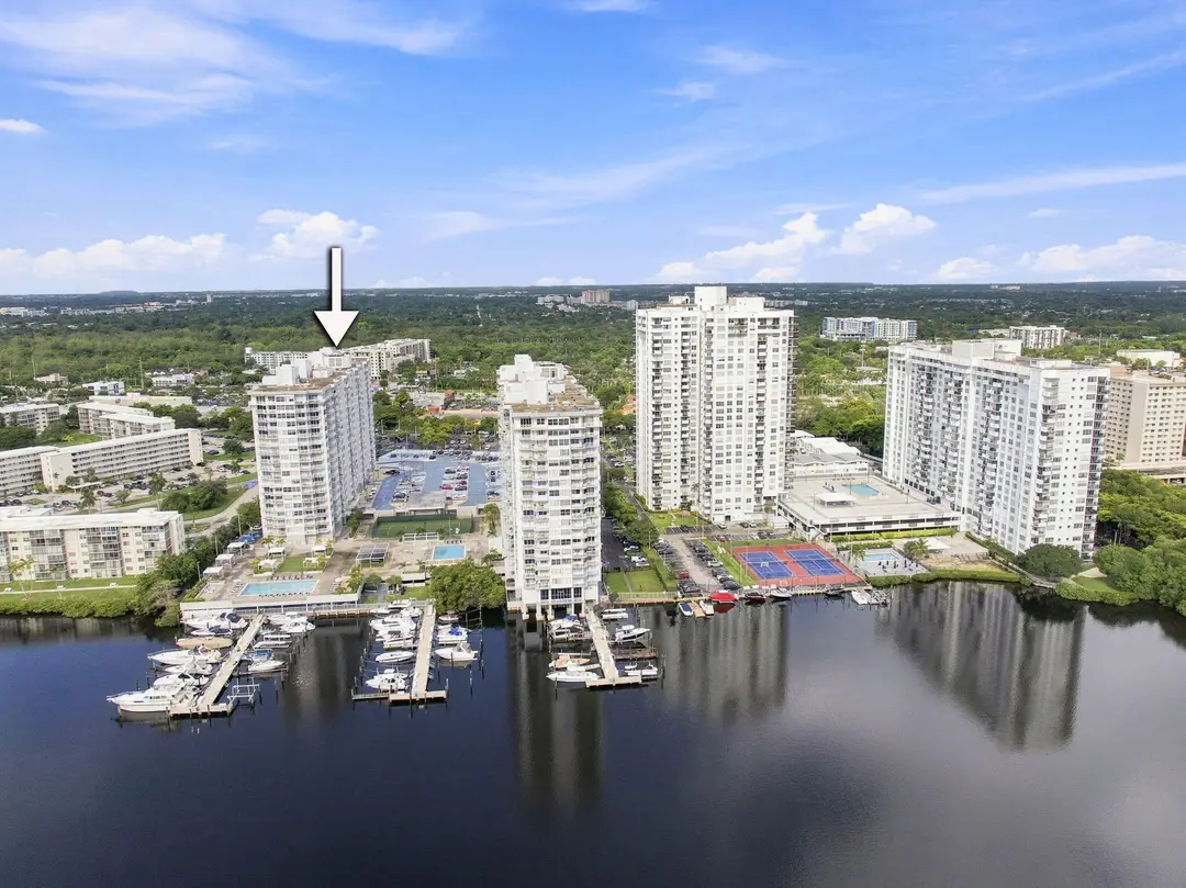 18021 Biscayne Boulevard 901, Aventura, FL 33160
