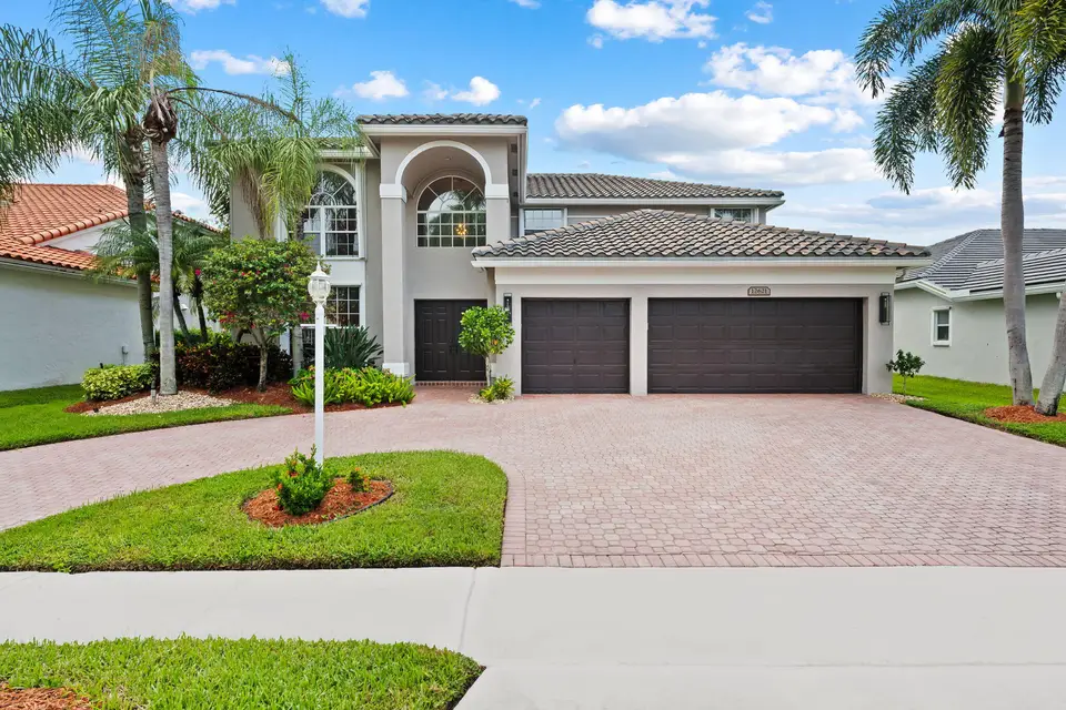 12621 YARDLEY Drive, Boca Raton, FL 33428