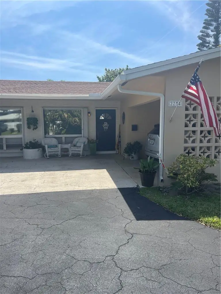2754 NE 29th Avenue S, Lighthouse Point, FL 33064