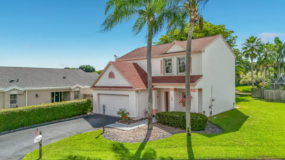 13 SWALLOW Drive, Boynton Beach, FL 33436