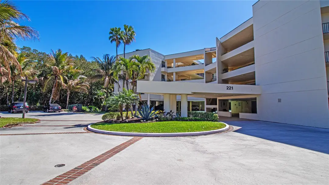 221 NE PLANTATION Road 213, Hutchinson Island, FL 34996