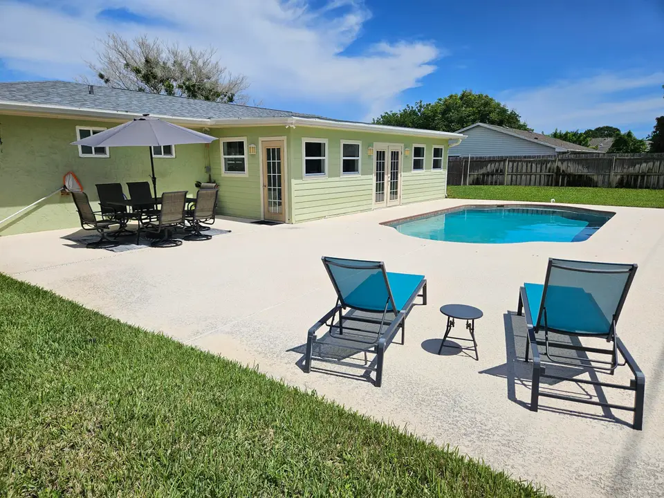 1590 NE 23RD Terrace, Jensen Beach, FL 34957