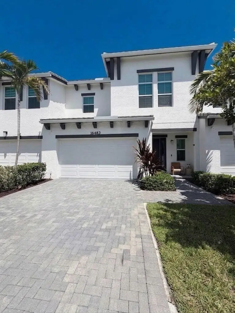 16483 Helix Court, Westlake, FL 33470