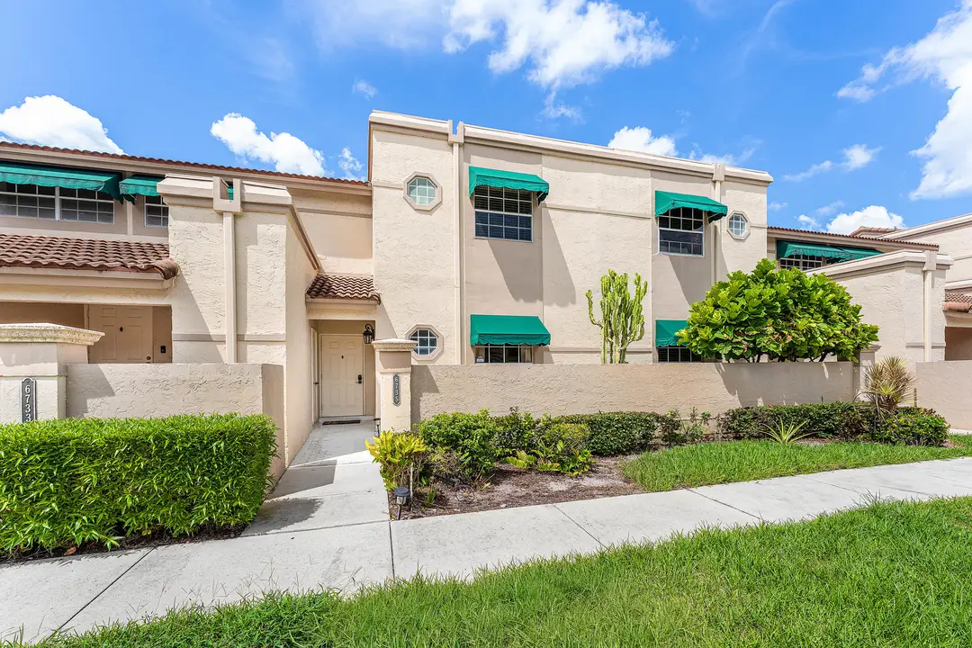 6735 Via Regina, Boca Raton, FL 33433