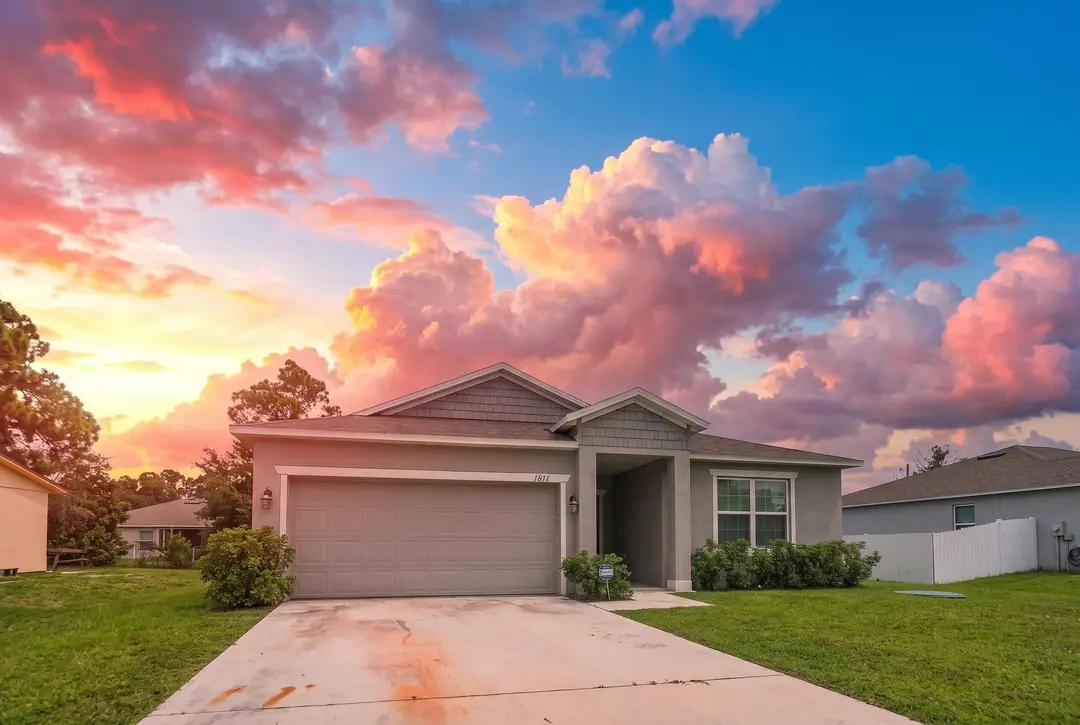 1811 SE SANDIA Drive, Port St. Lucie, FL 34983