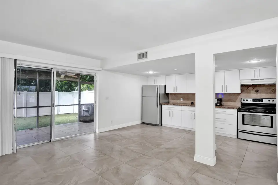 8091 NW 12TH Street H, Margate, FL 33063