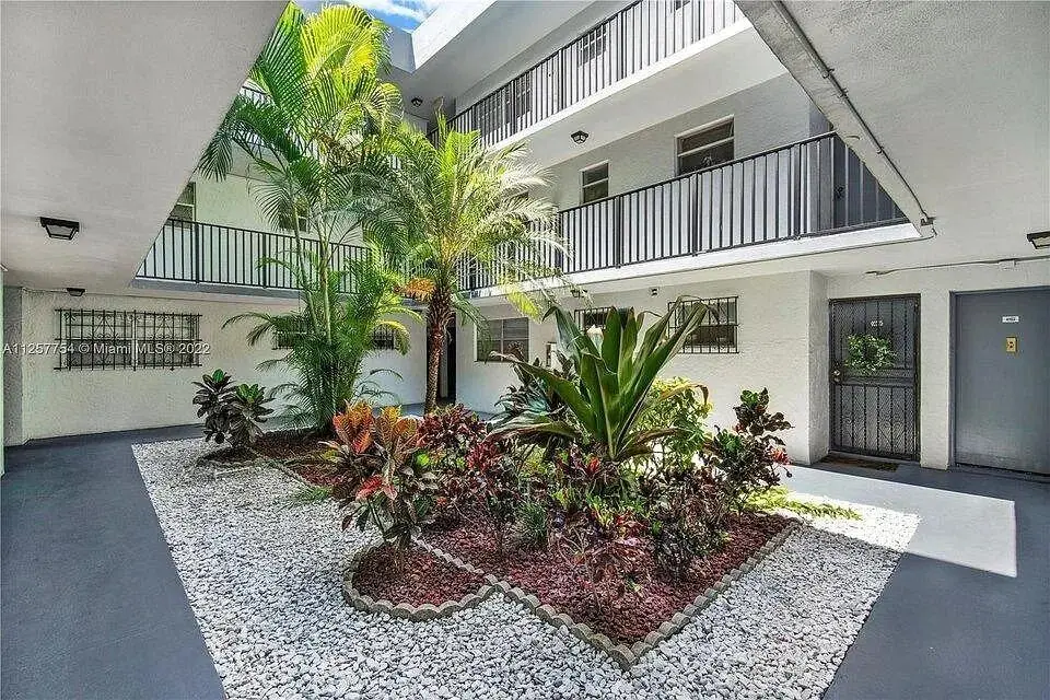 2496 SW 17th Avenue 5205, Miami, FL 33145