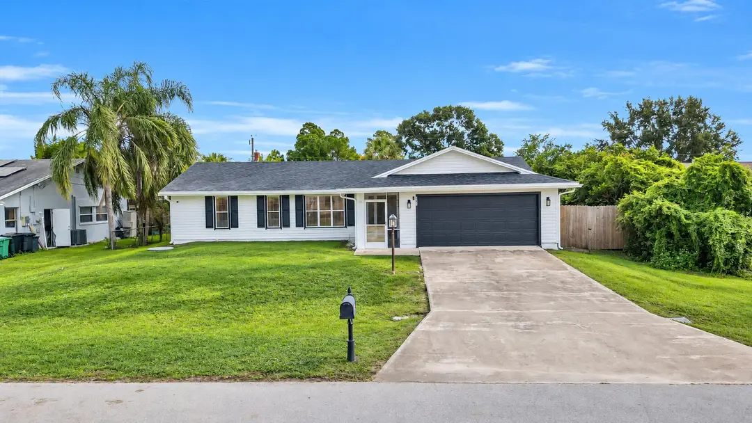 967 SW Sultan Drive, Port St. Lucie, FL 34953