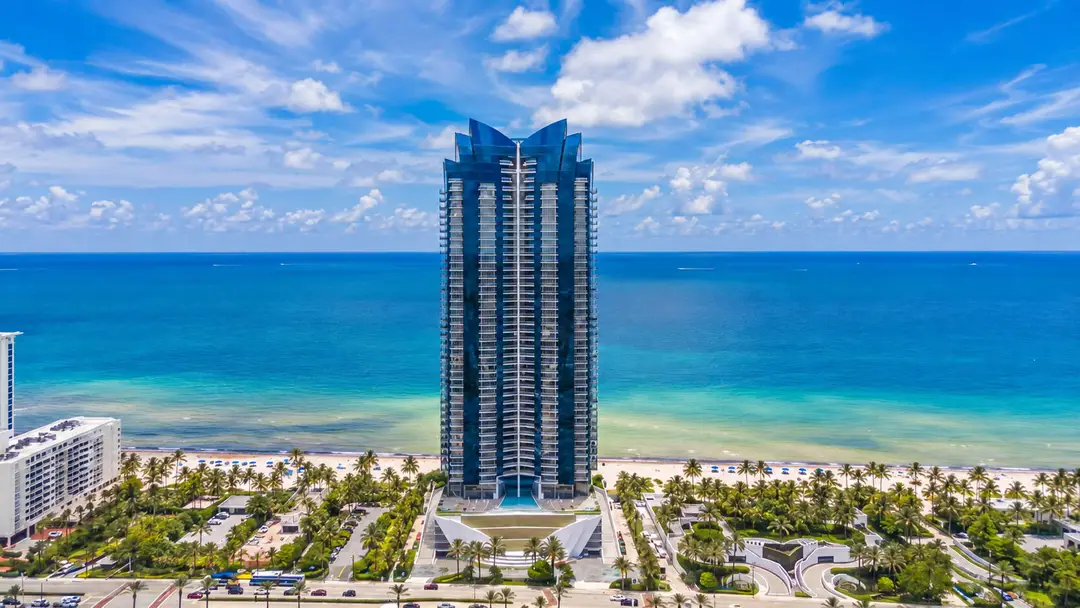 17121 Collins Avenue 2207, Sunny Isles Beach, FL 33160