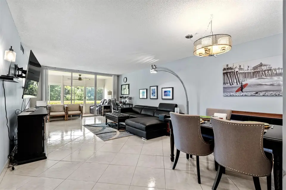 3151 S PALM AIRE Drive 108, Pompano Beach, FL 33069