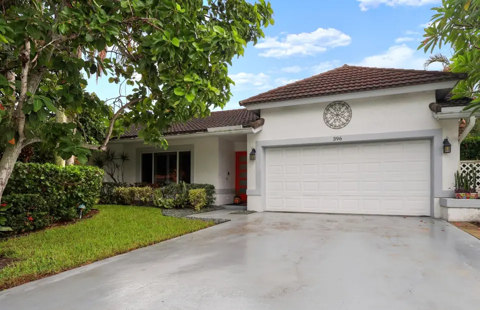 396 REDWOOD Lane, Boca Raton, FL 33487