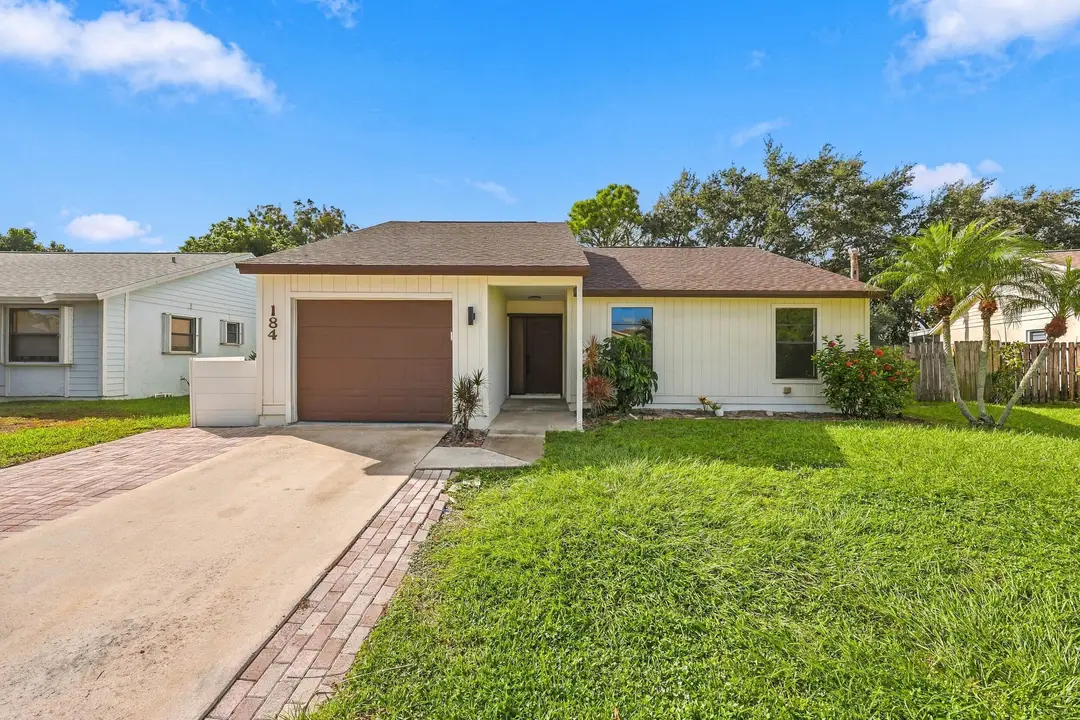 184 GREENTREE Circle, Jupiter, FL 33458