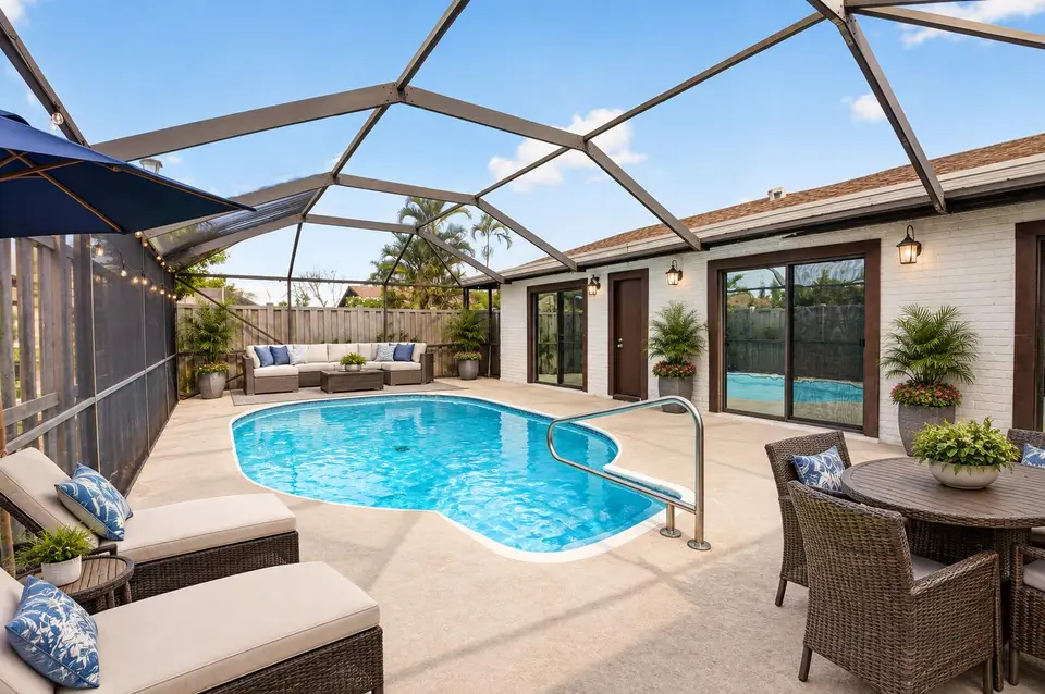 9939 Boca Gardens Trail D, Boca Raton, FL 33496