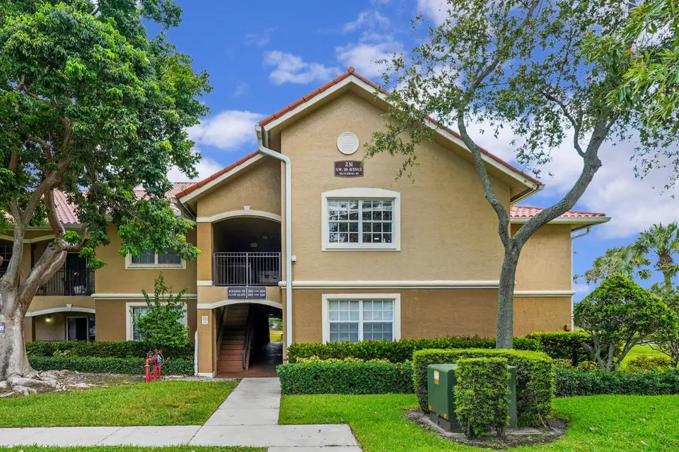 231 SW 116th Avenue 19208, Pembroke Pines, FL 33025